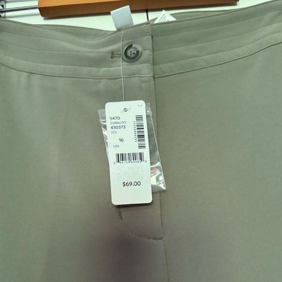 NWT Addition Elle Dressy Cargo Pants - Picture 4 of 4